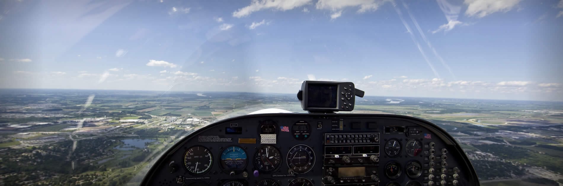 Pilotenschule Salzburg – Segelfluglizenzen – Ultraleichtfluglizenzen Pilotenschule Salzburg - Segelfluglizenzen - Ultraleichtfluglizenzen